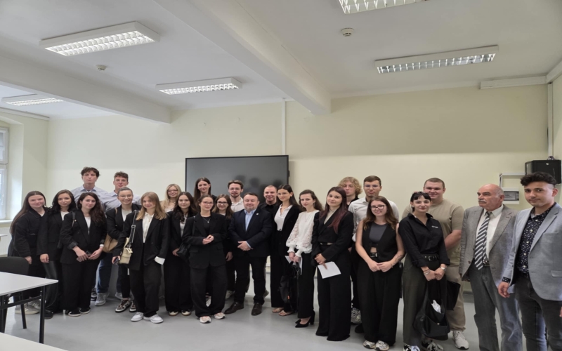 ІСПИТИ ТА ЗАХИСТ ДИПЛОМНИХ РОБІТ СТУДЕНТІВ MWSLIT У ВРОЦЛАВІ